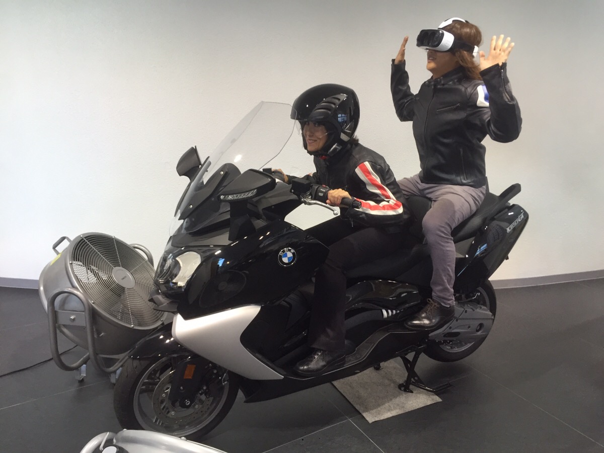 8月19日はバイクの日 夏休みにどこにも行けないご家族に朗報 西宮と神戸で Bmwバイク のvr体験イベント実施 1km 50円 の格安バイクレンタルも Prでっせ